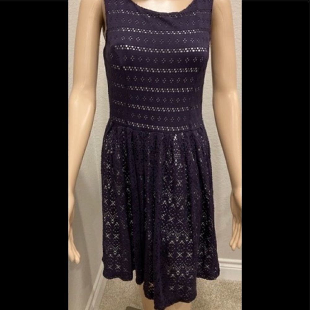 Anthropologie 9-HI5 STCL navy blue crochet dress, fully lined.